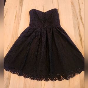Aritzia Talula sweetheart lace dress